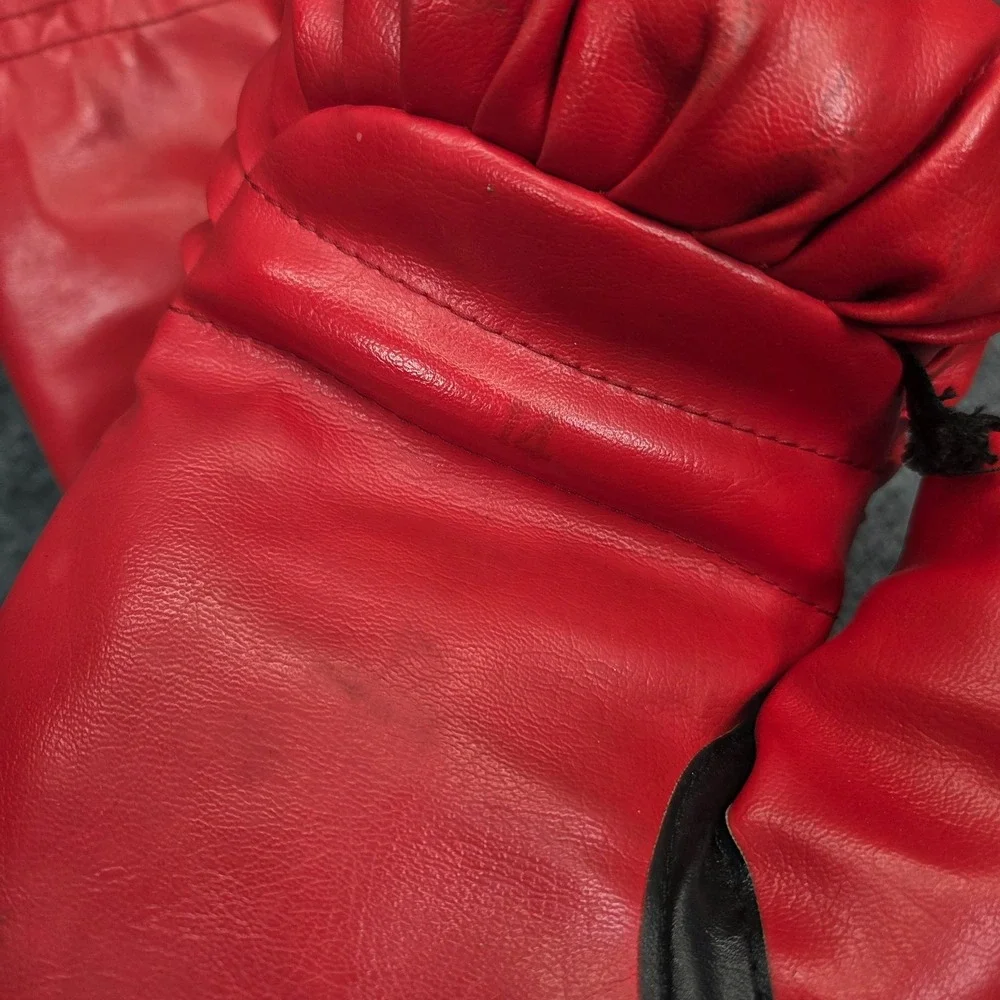 Vintage Everlast Boxing Gloves 14oz‎ Red Leather Made in USA Training Sparring